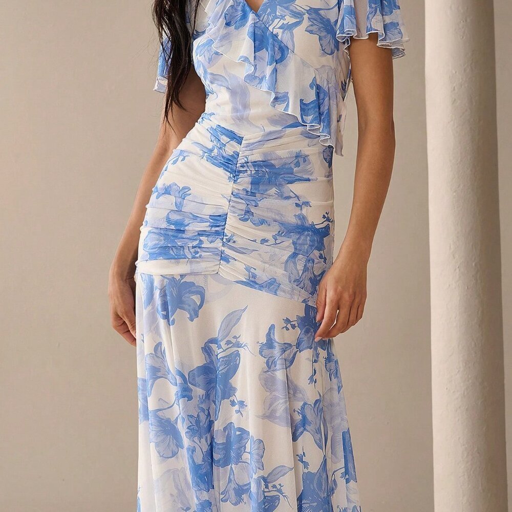Blue Elegant Women's Floral Maxi Dress with V-Neck Short Sleeves, Ruched Print - Picture 5 of 7